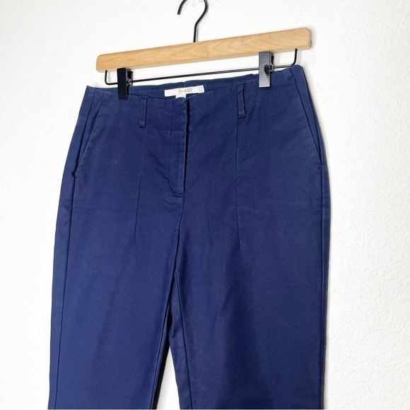 Boden Chelsea Turn Up Straight Trousers Pants - Picture 3 of 12